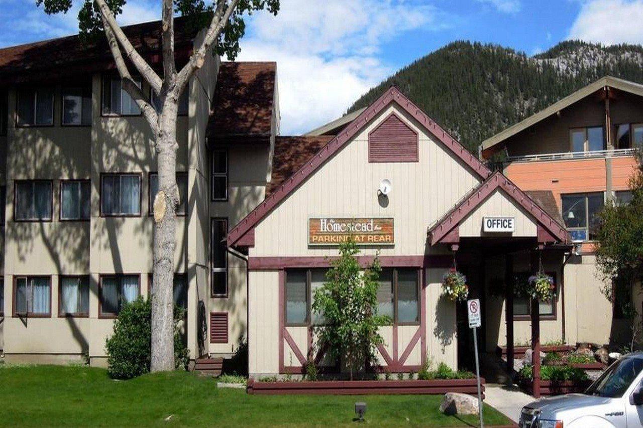 Homestead Inn Банфф Екстер'єр фото